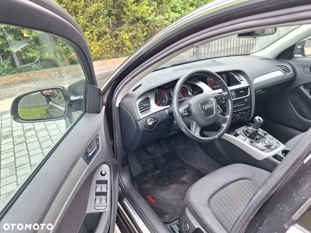 Audi A4 Avant 2.0 TDI DPF Ambition - 9