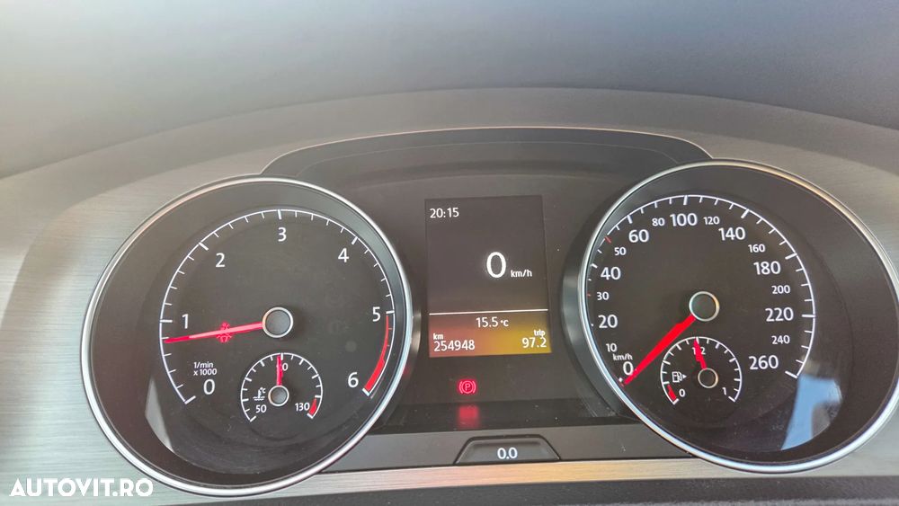 Volkswagen Golf 1.6 TDI 4Motion BlueMotion Technology Comfortline - 8