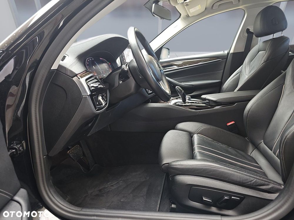 BMW Seria 5 520d xDrive MHEV Luxury Line - 9