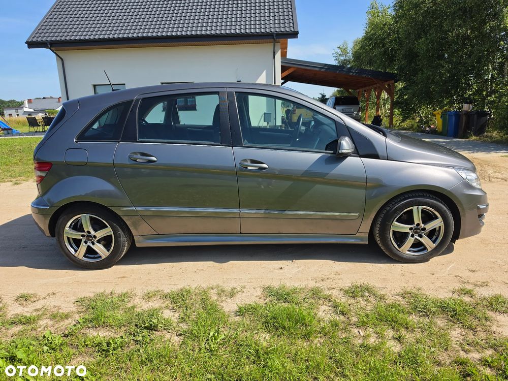 Mercedes-Benz Klasa B 180 CDI - 4