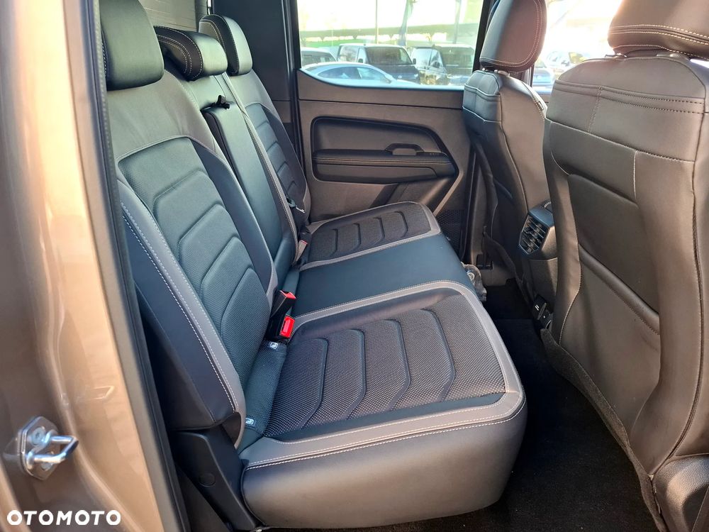 Volkswagen Amarok - 6