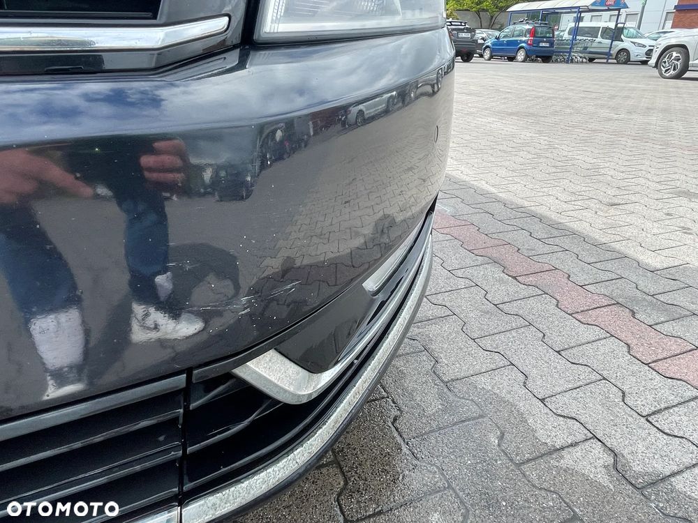 Volkswagen Passat 1.6 TDI Comfortline - 11