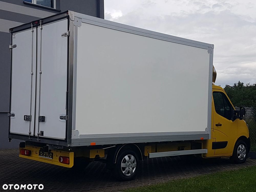 Renault MASTER KONTENER 8EP 4,22x2,23x2,24 KLIMA MANUAL KRAJOWY 6-BIEGÓW - 4