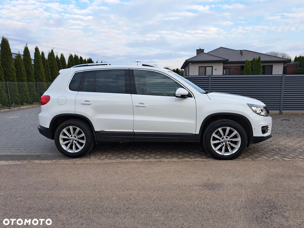 Volkswagen Tiguan 2.0 TDI SCR 4MOTION BlueMotion Technology DSG Sport & Style - 8