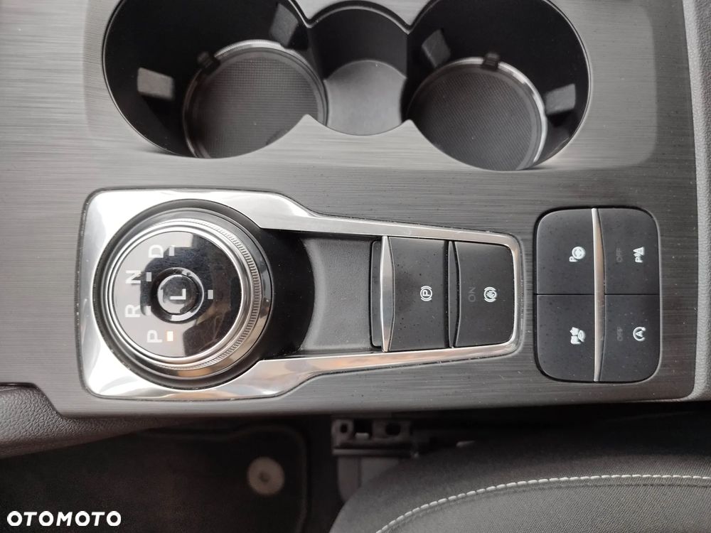 Ford Kuga 2.0 EcoBlue 4x4 TITANIUM - 19