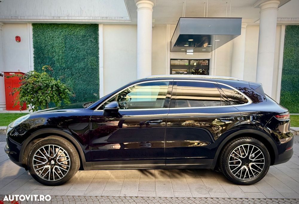 Porsche Cayenne Standard - 9