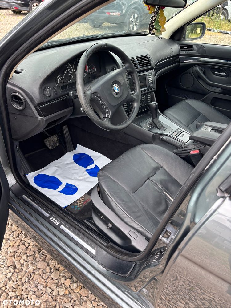 BMW Seria 5 - 12