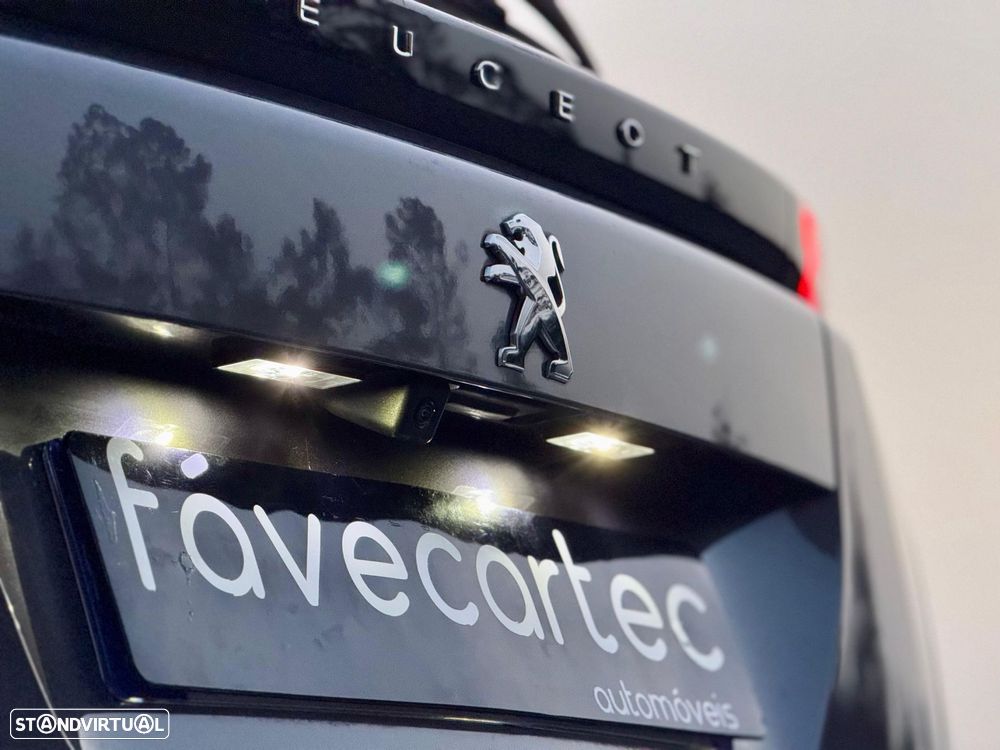 Peugeot 2008 1.2 PureTech Allure EAT8 - 35