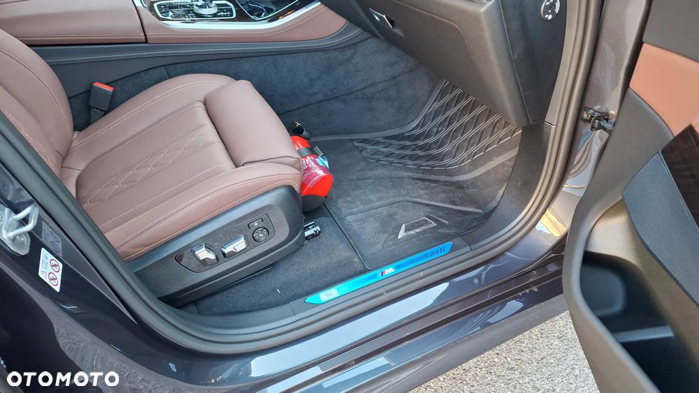 BMW X5 xDrive30d mHEV - 23
