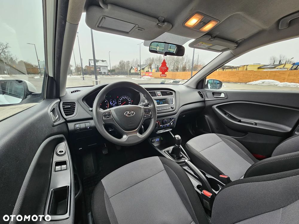 Hyundai i20 1.2 Classic Plus - 11