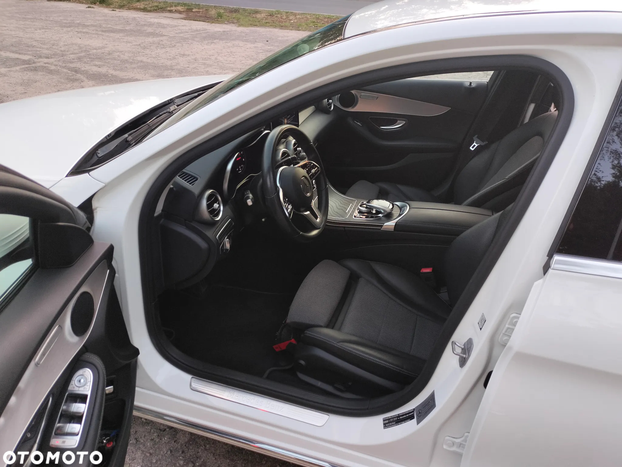 Mercedes-Benz Klasa C 220 d 9G-TRONIC - 25