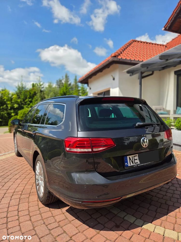 Volkswagen Passat 2.0 TDI SCR Comfortline DSG - 9