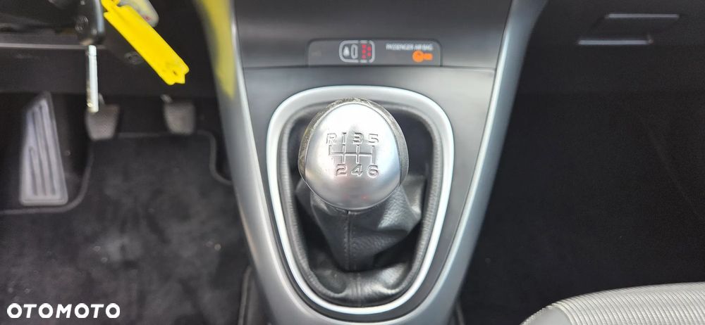 Toyota Verso 1.8 Premium EU5 7os - 16