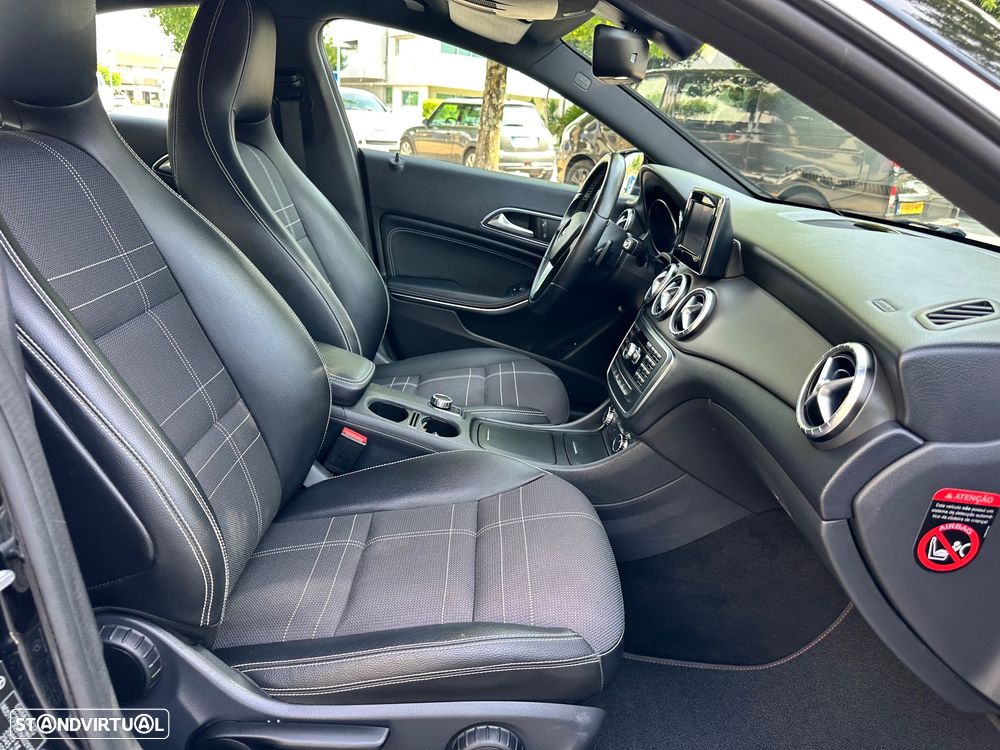 Mercedes-Benz CLA 220 CDI Urban Aut. - 44