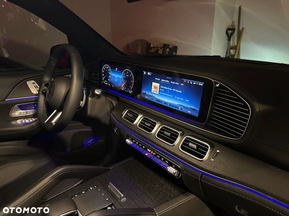 Mercedes-Benz GLE - 26