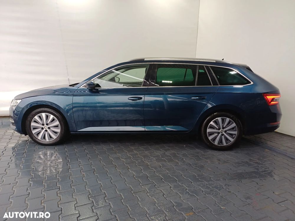 Skoda Superb 2.0 TDI DSG Style - 2