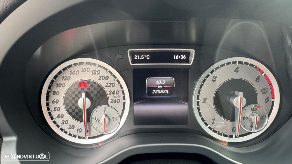 Mercedes-Benz A 180 - 32