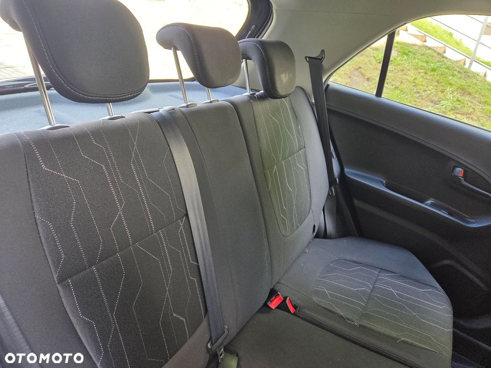 Kia Picanto - 11