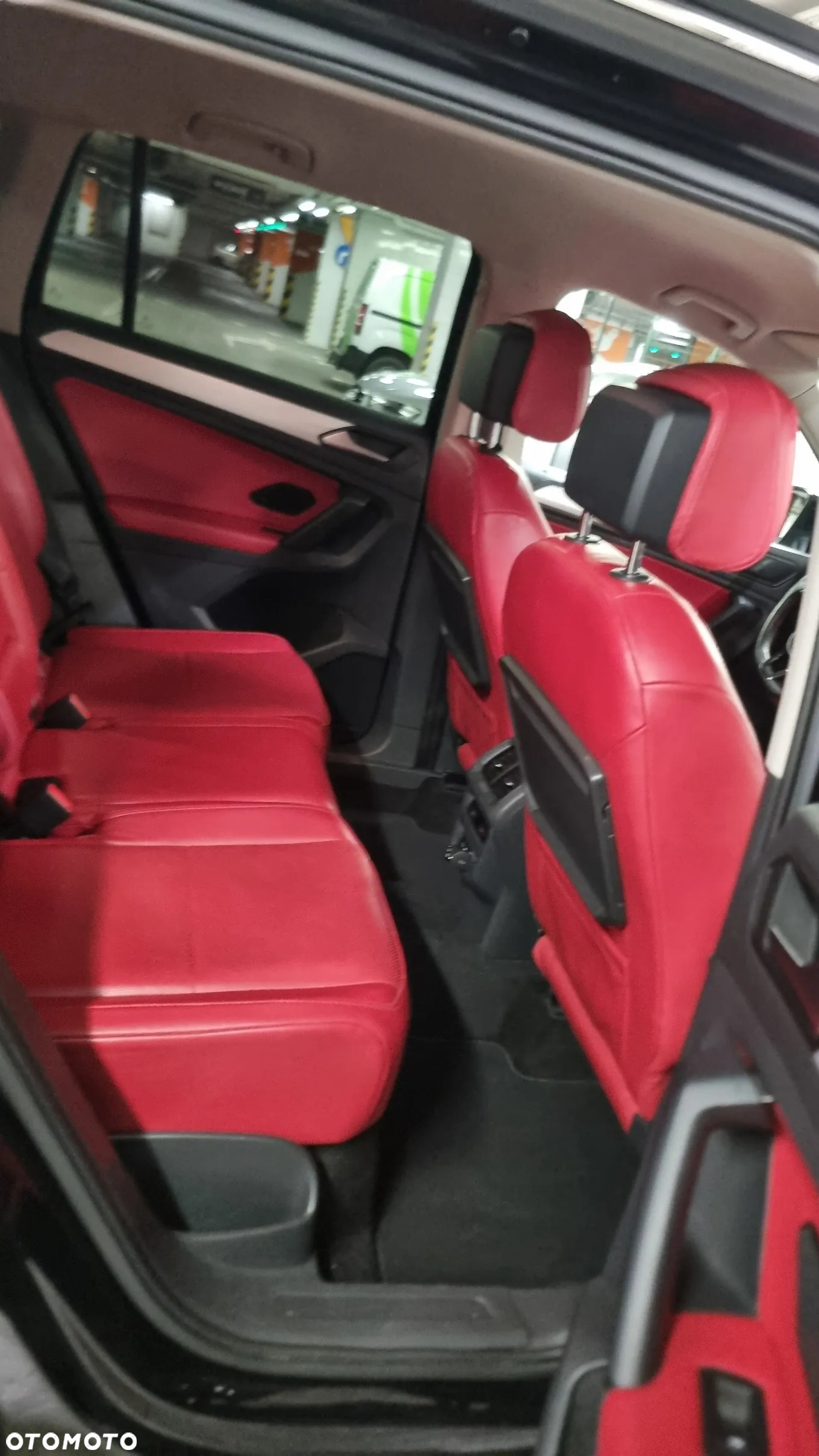 Volkswagen Tiguan - 9