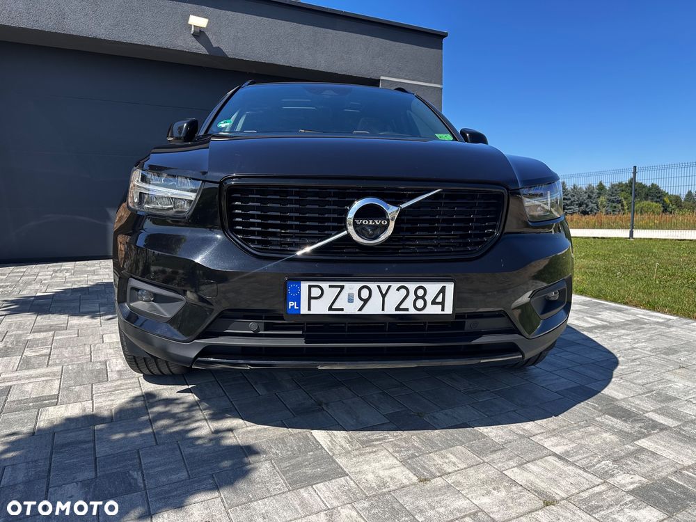 Volvo XC 40 T5 Plug-In Hybrid R-Design - 12