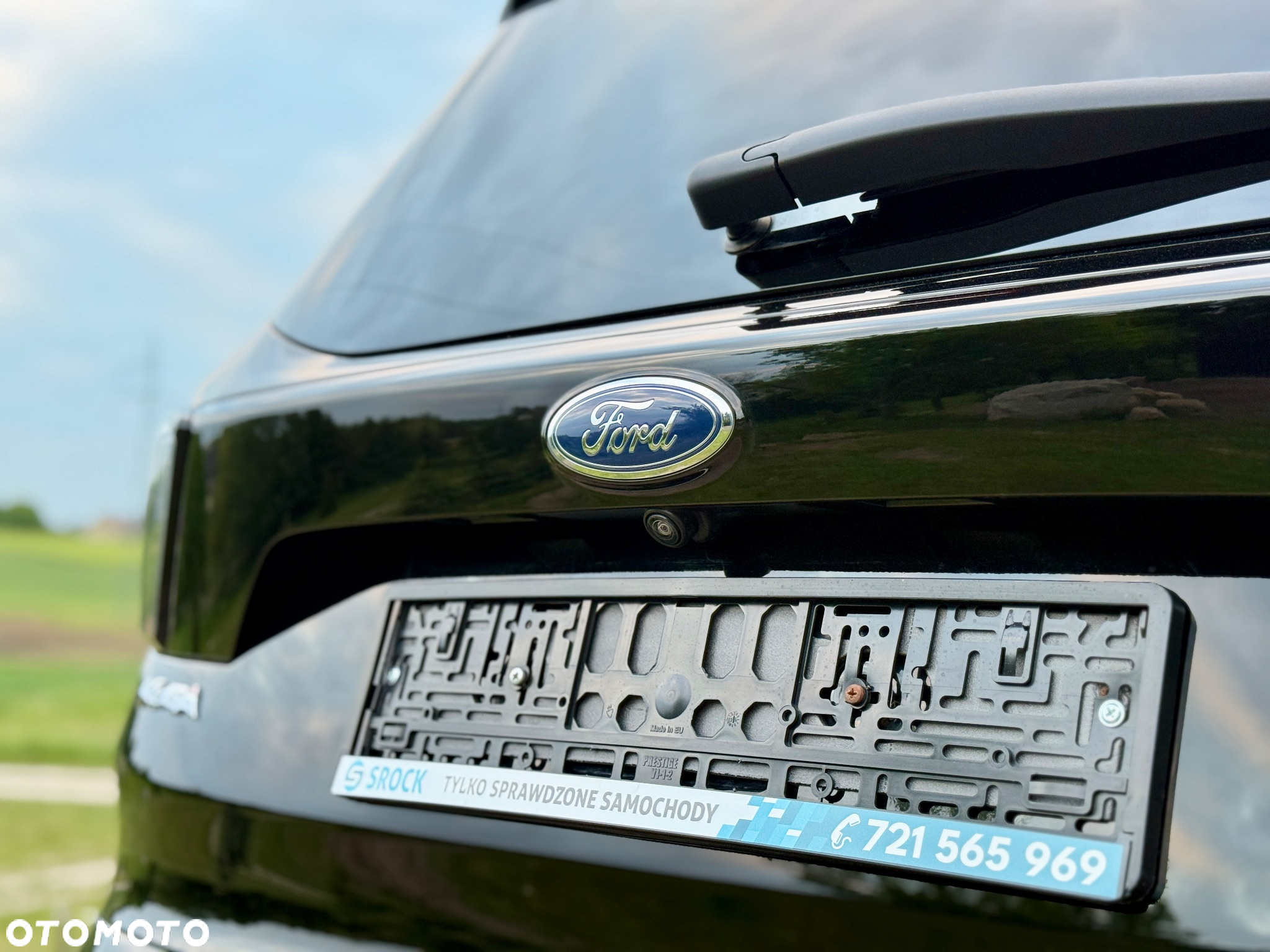 Ford Kuga 1.5 EcoBoost 2x4 ST-Line - 8