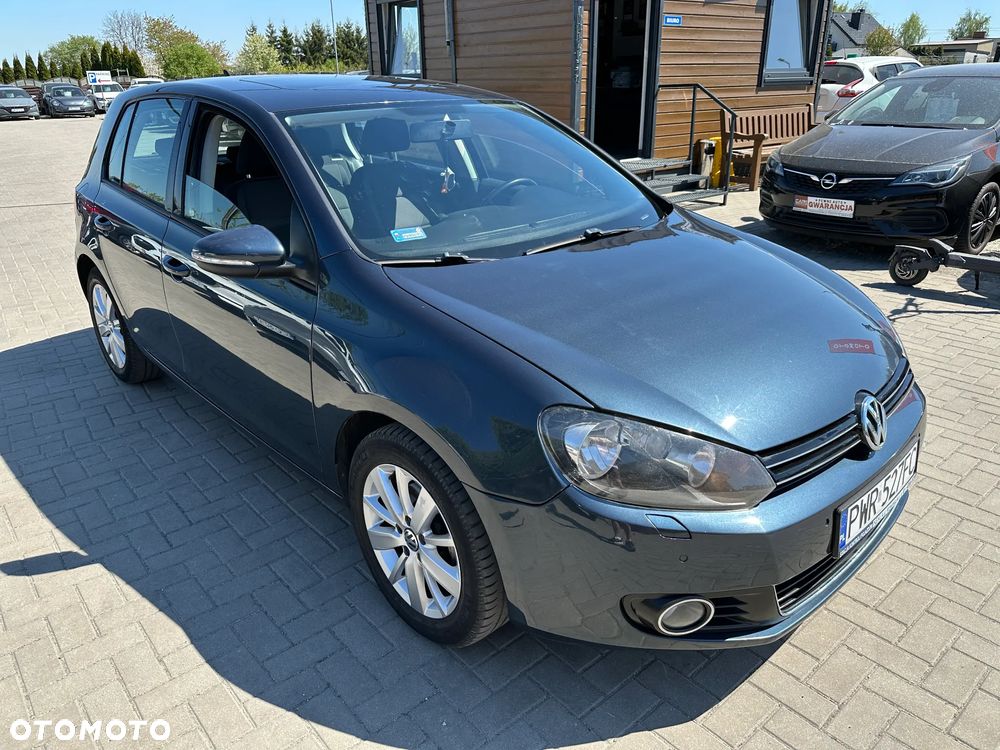 Volkswagen Golf - 2