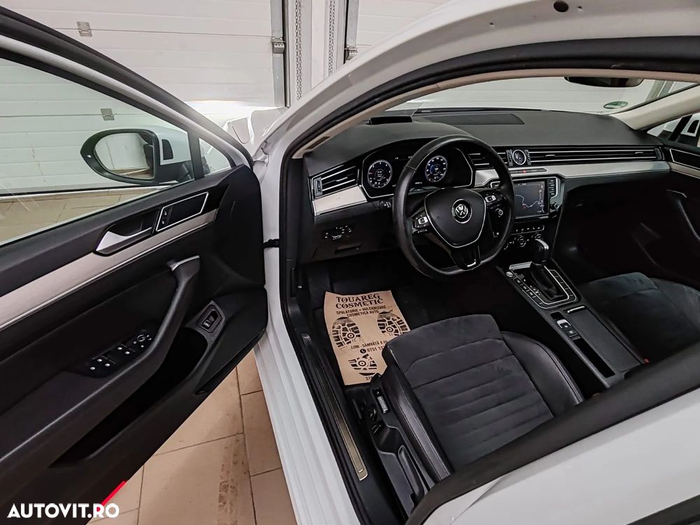 Volkswagen Passat 2.0 TDI SCR (BlueMotion Technology) DSG Highline - 9