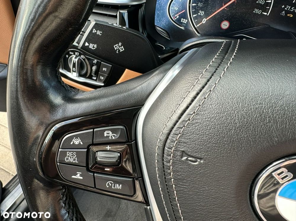BMW Seria 5 520d xDrive - 20