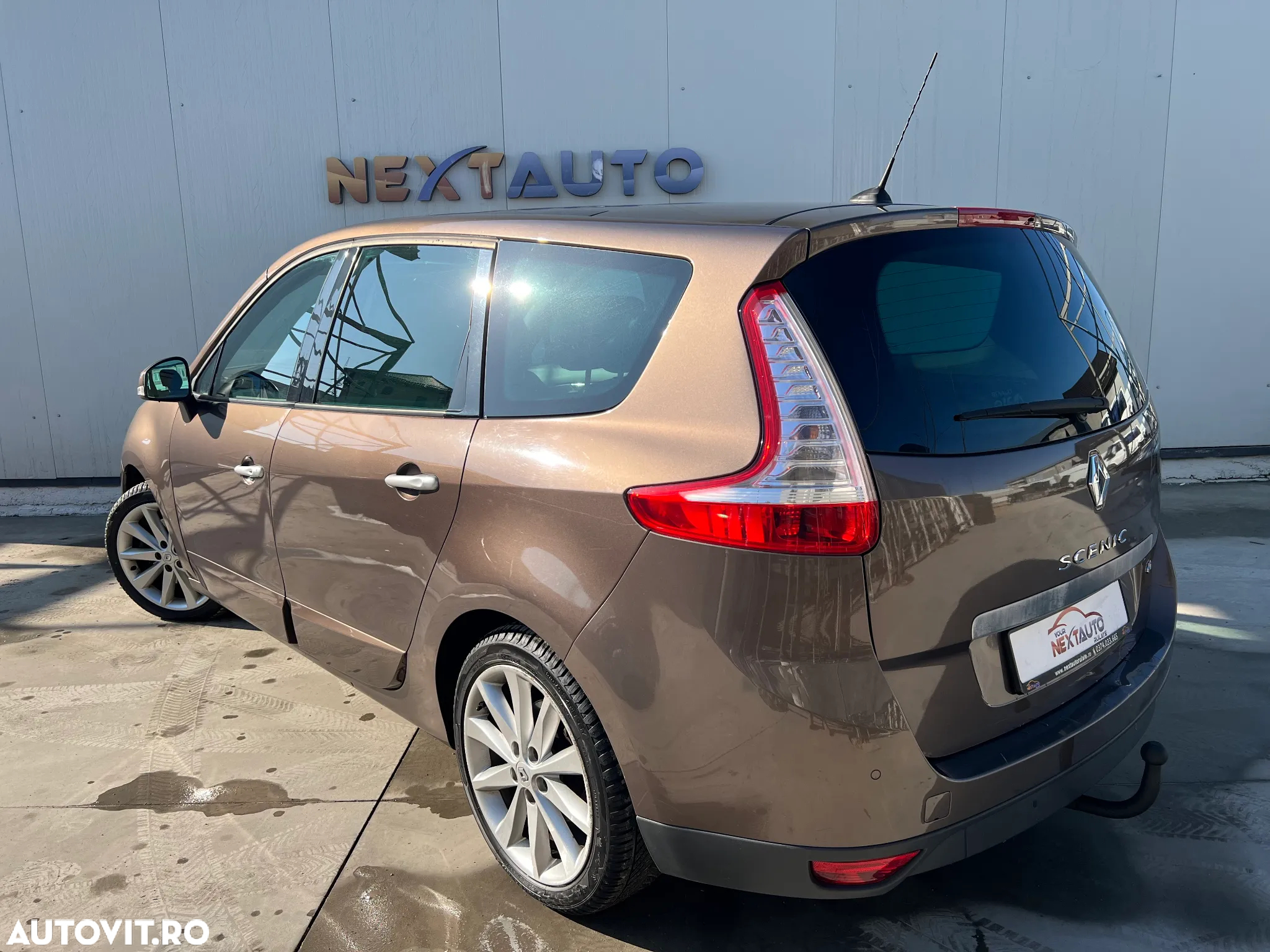 Renault Grand Scenic - 4