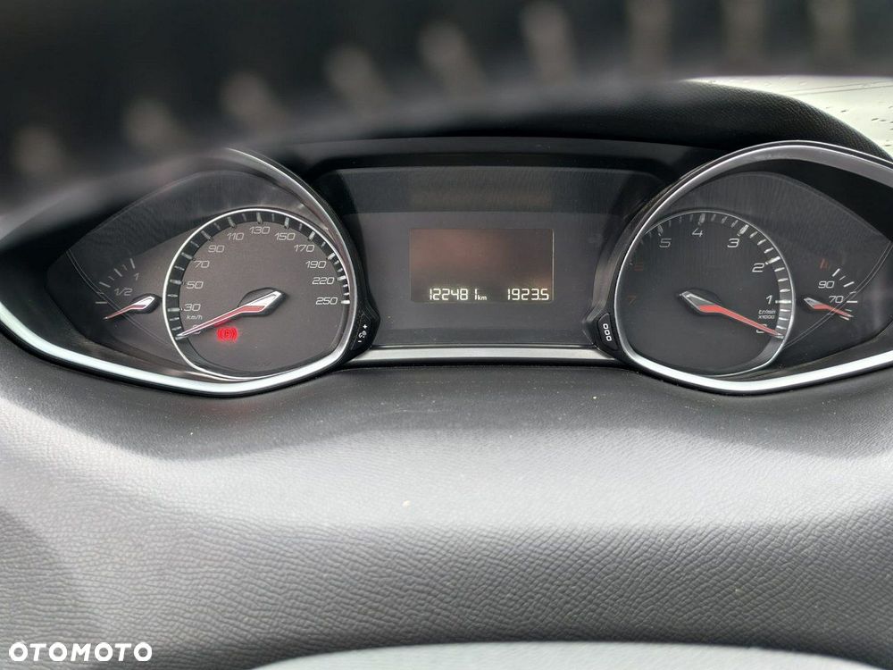 Peugeot 308 - 22