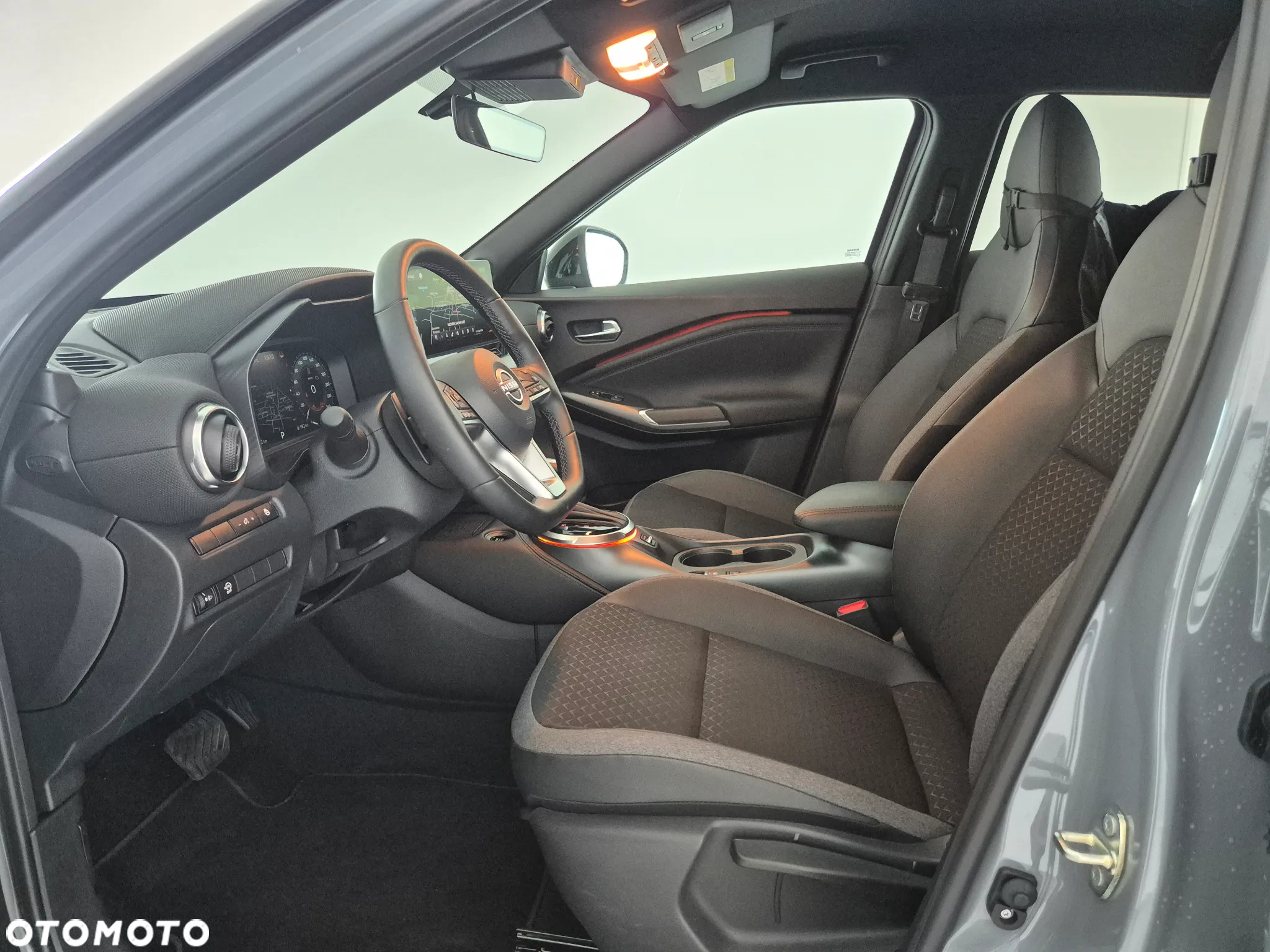 Nissan Juke 1.0 DIG-T N-Connecta DCT - 8