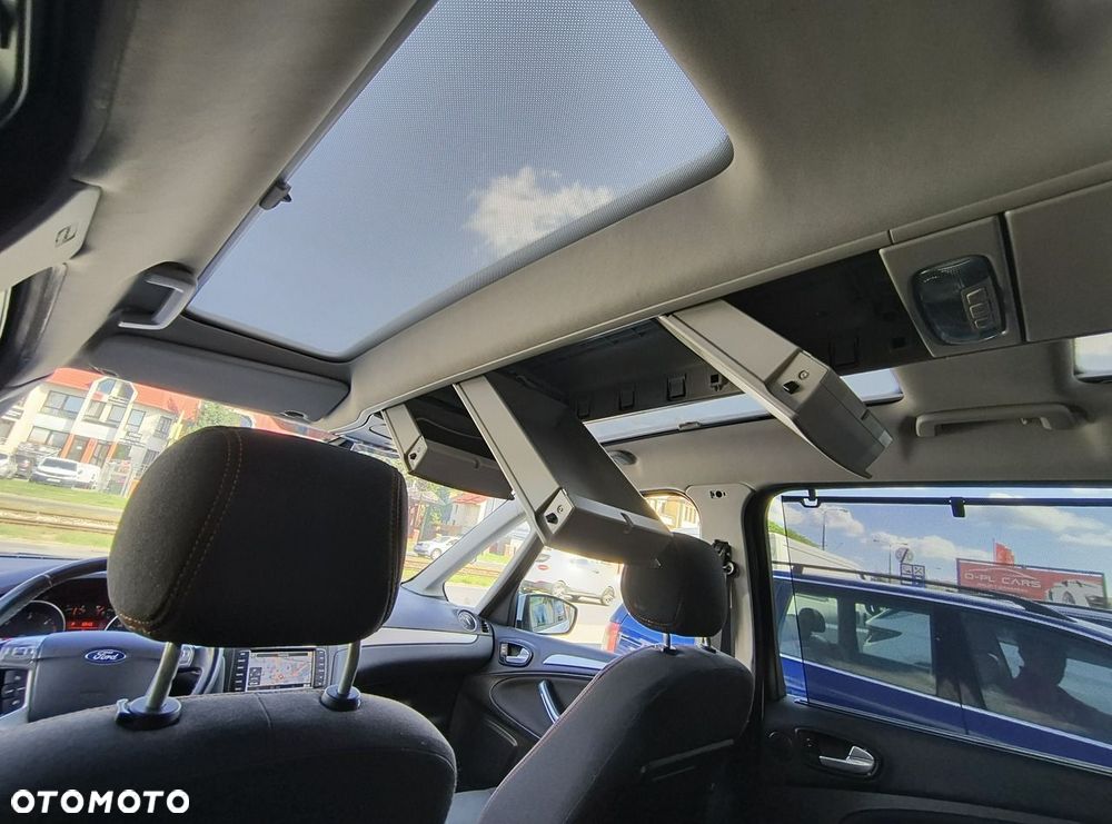 Ford Galaxy 2.0 TDCi Platinium X (Titanium) MPS6 - 33