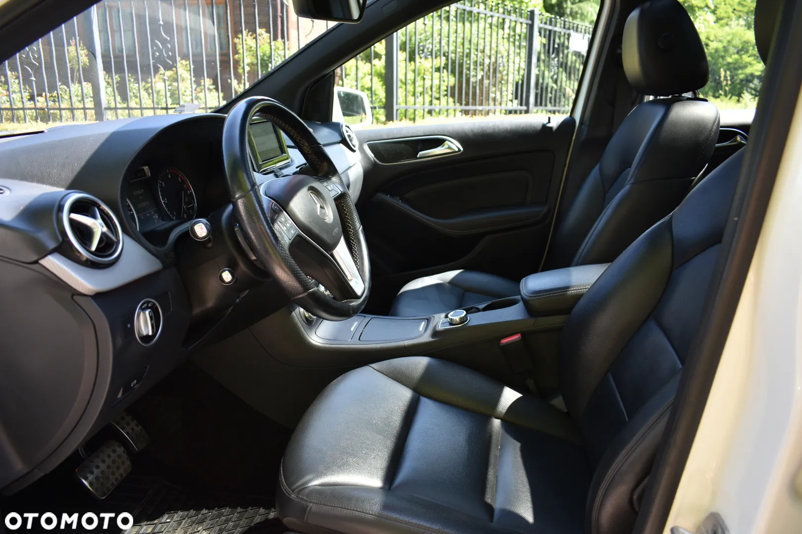Mercedes-Benz Klasa B 180 CDI 7G-DCT - 11