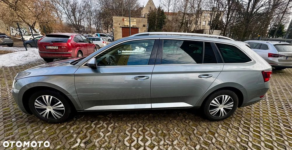 Skoda Superb 2.0 TDI Style DSG - 3