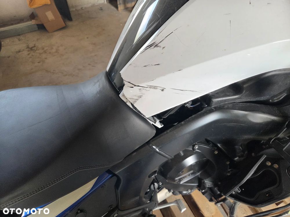 BMW K - 9