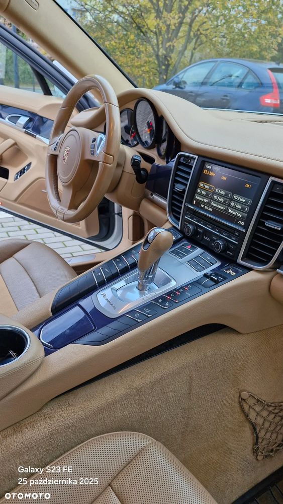 Porsche Panamera 4 PDK - 1