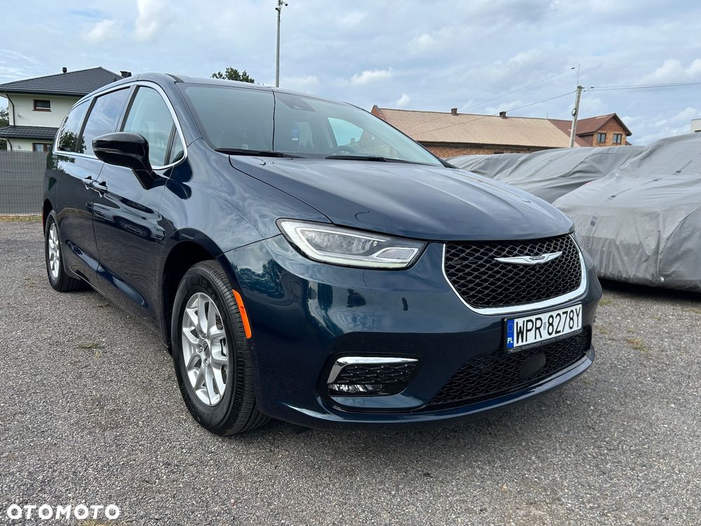 Chrysler Pacifica - 6