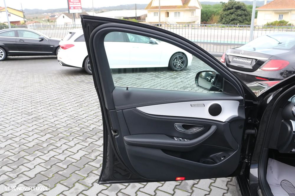 Mercedes-Benz E 300 de AMG Line - 39