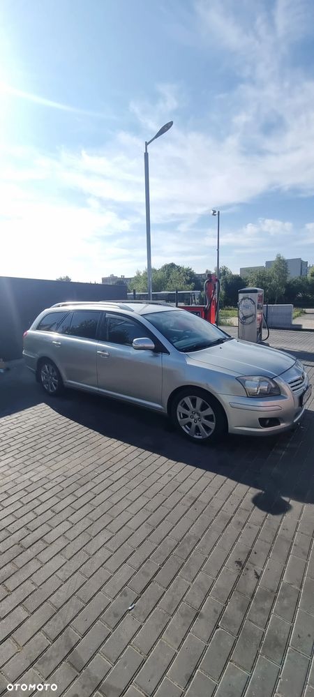 Toyota Avensis 2.0 D-4D - 7