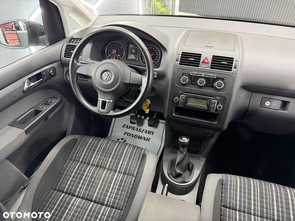 Volkswagen Touran 2.0 TDI DPF Cross - 26