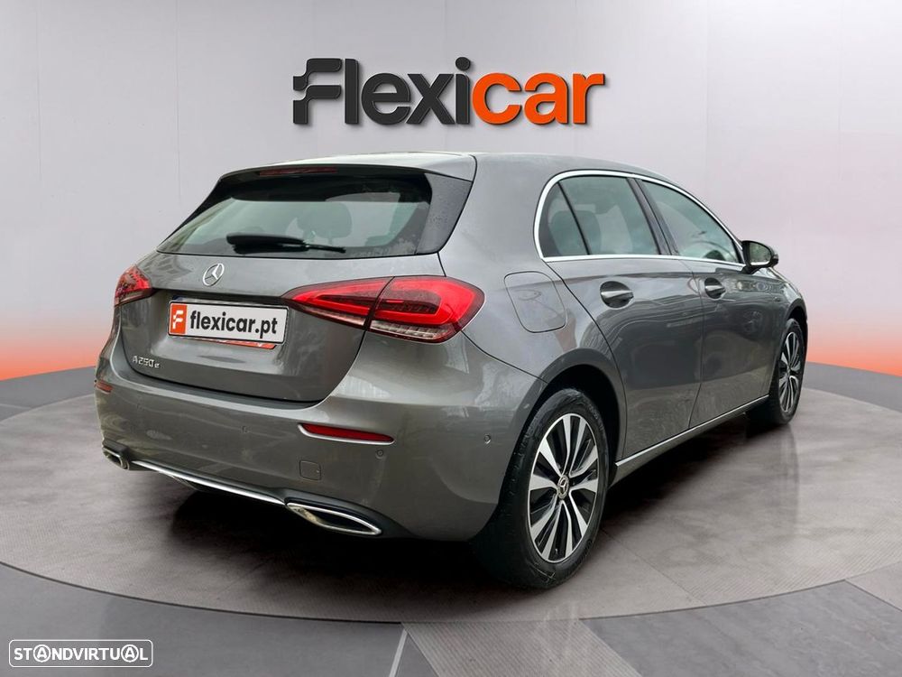 Mercedes-Benz A 250 - 7