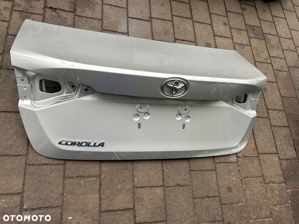 corolla e21 19- klapa bagaznika 1f7 org.