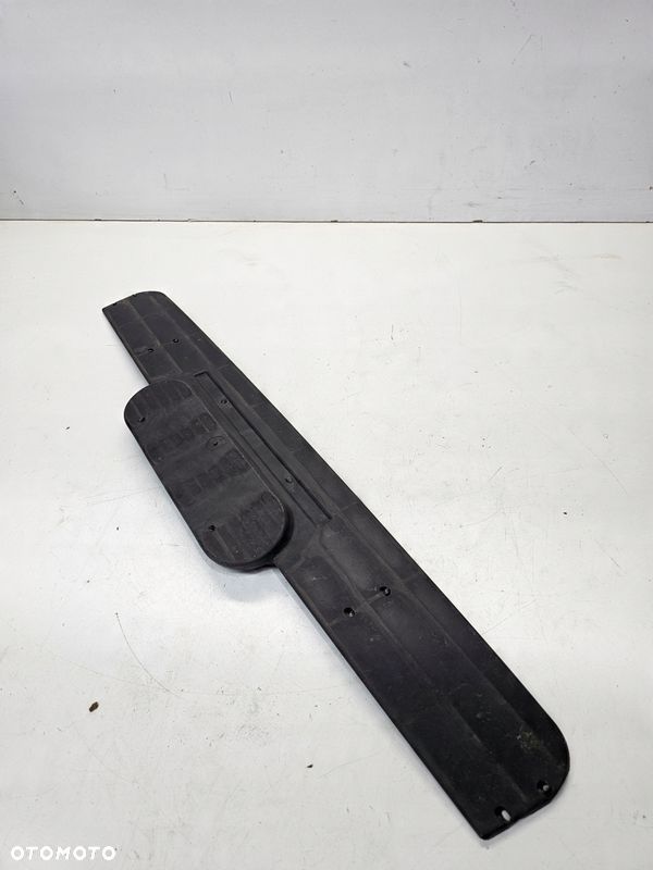 LISTWA WSPORNIK ATRAPY GRILLA AUDI A3 8P LIFT 08-12 8P0853037 - 3