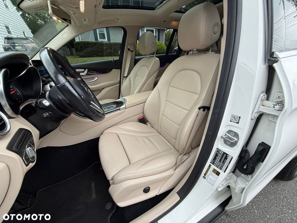 Mercedes-Benz GLC - 14