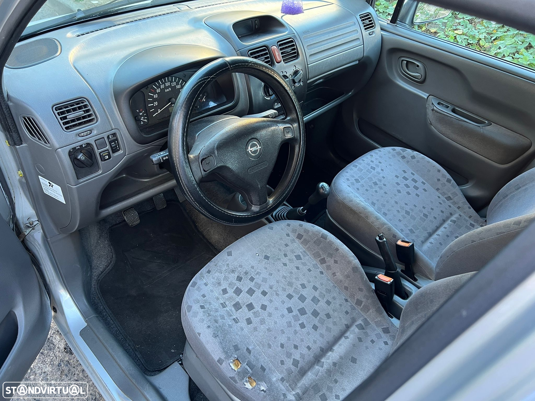 Opel Agila 1.0 12V - 6