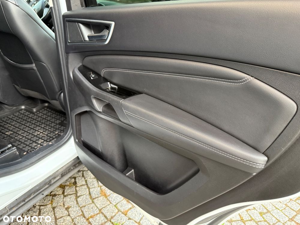 Ford S-Max 2.0 TDCi Titanium PowerShift - 19