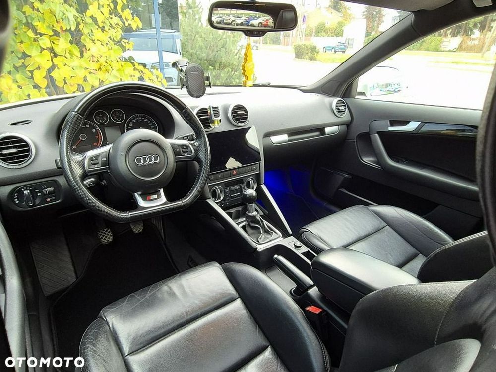 Audi A3 Sportback 1.8 TFSI S line Sportpaket Plus - 23