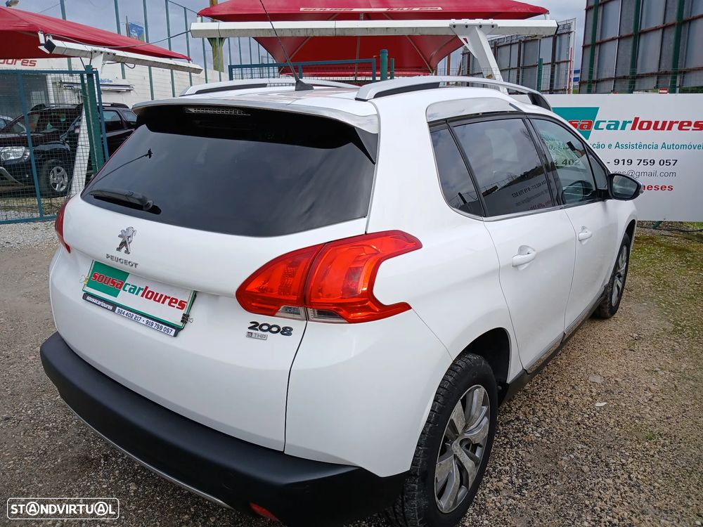 Peugeot 2008 1.2 PureTech Style - 10