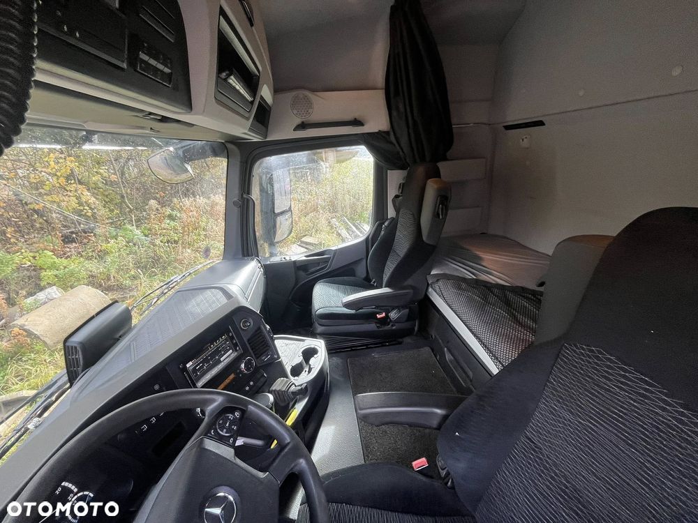 Mercedes-Benz AROCS 2658 - 35