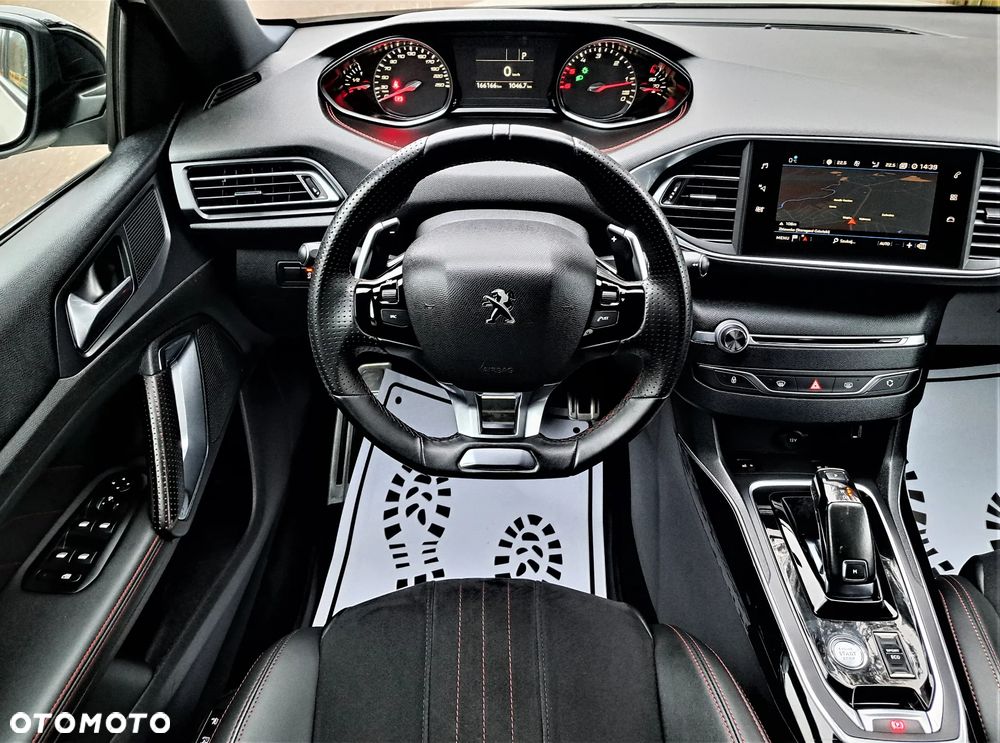 Peugeot 308 BlueHDi FAP 130 EAT8 Stop & Start GT Pack - 32